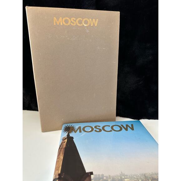 Vintage 1989 Moscow Moskau Hardcover Photo Album First English Translation - Picture 2 of 13
